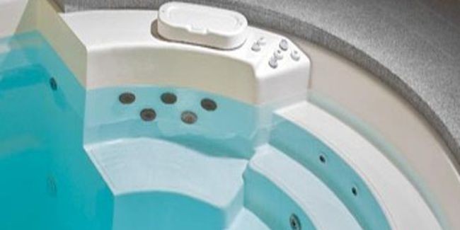 schwimmbadtechnik_650x325_2